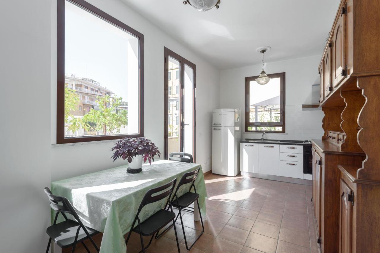 לינה וארוחת בוקר רומא Cornelia Penthouse מראה חיצוני תמונה