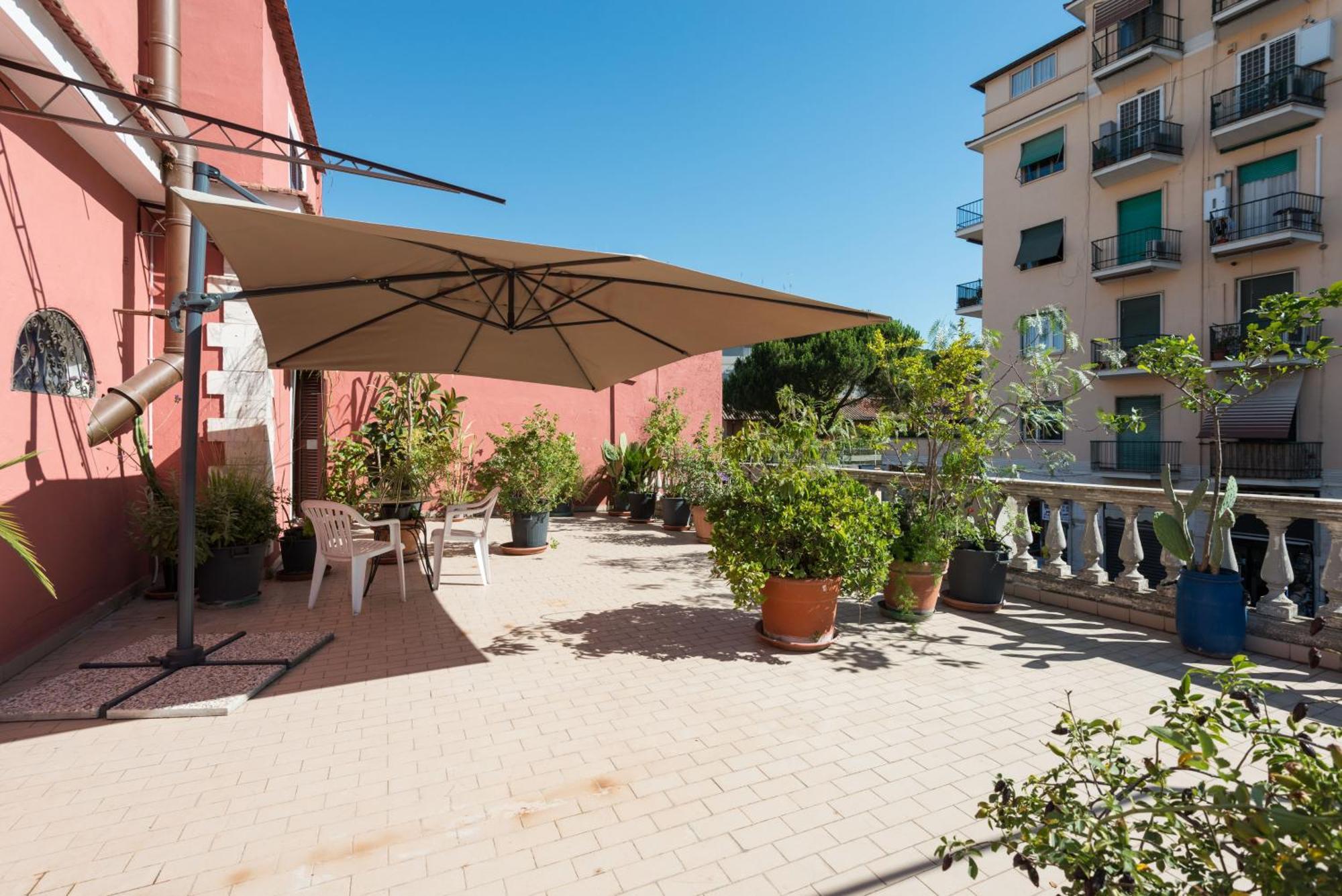 לינה וארוחת בוקר רומא Cornelia Penthouse מראה חיצוני תמונה